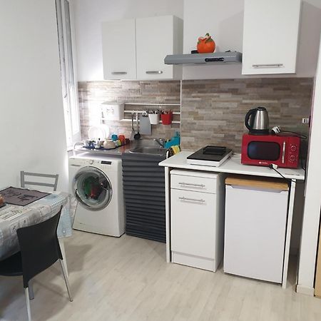 Home 21 Торино Екстериор снимка